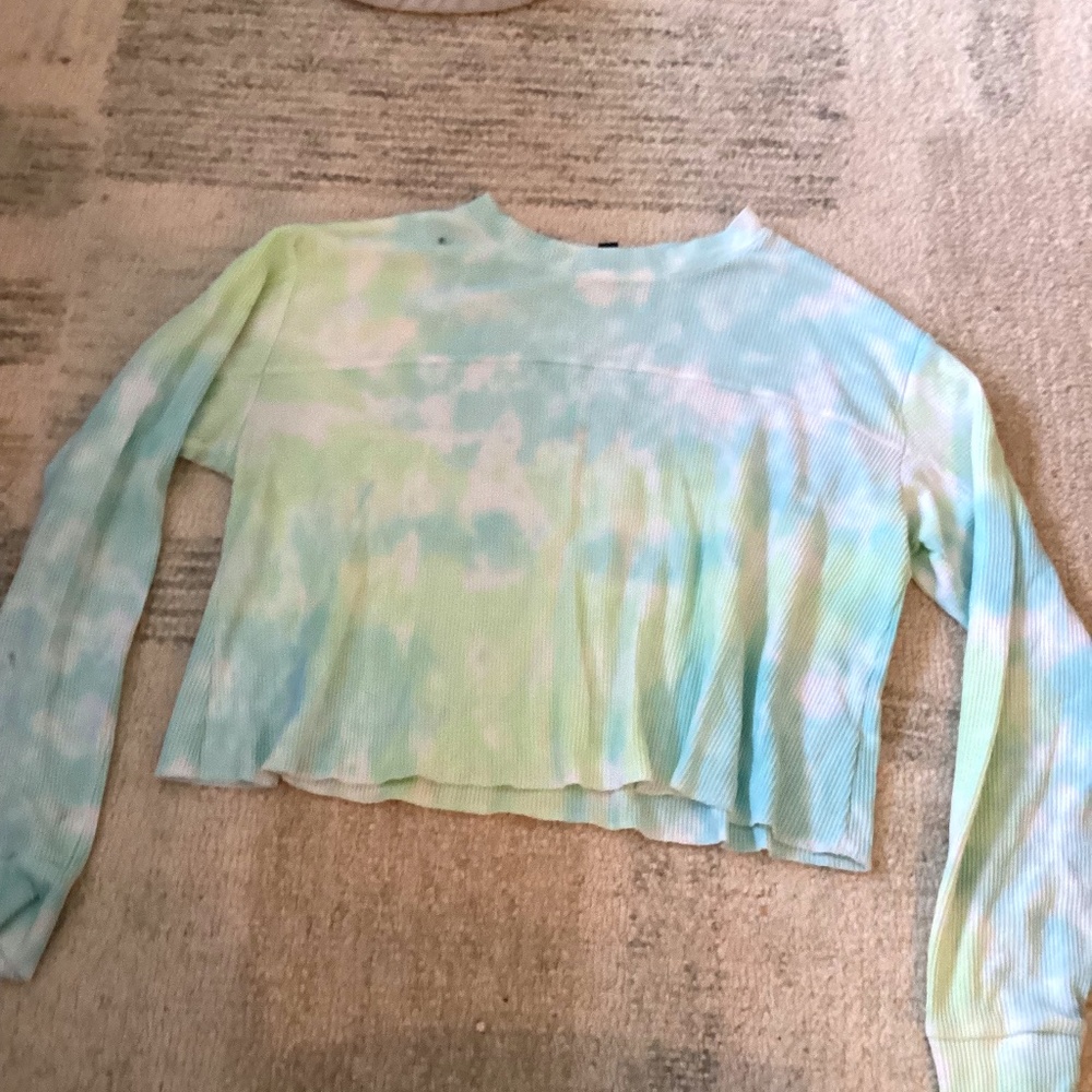 Women’s cropped sweater